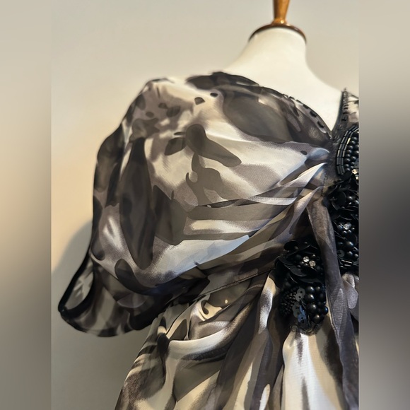 Diane Von Furstenberg Silk Tunic w/ Embellishment - Picture 4 of 12